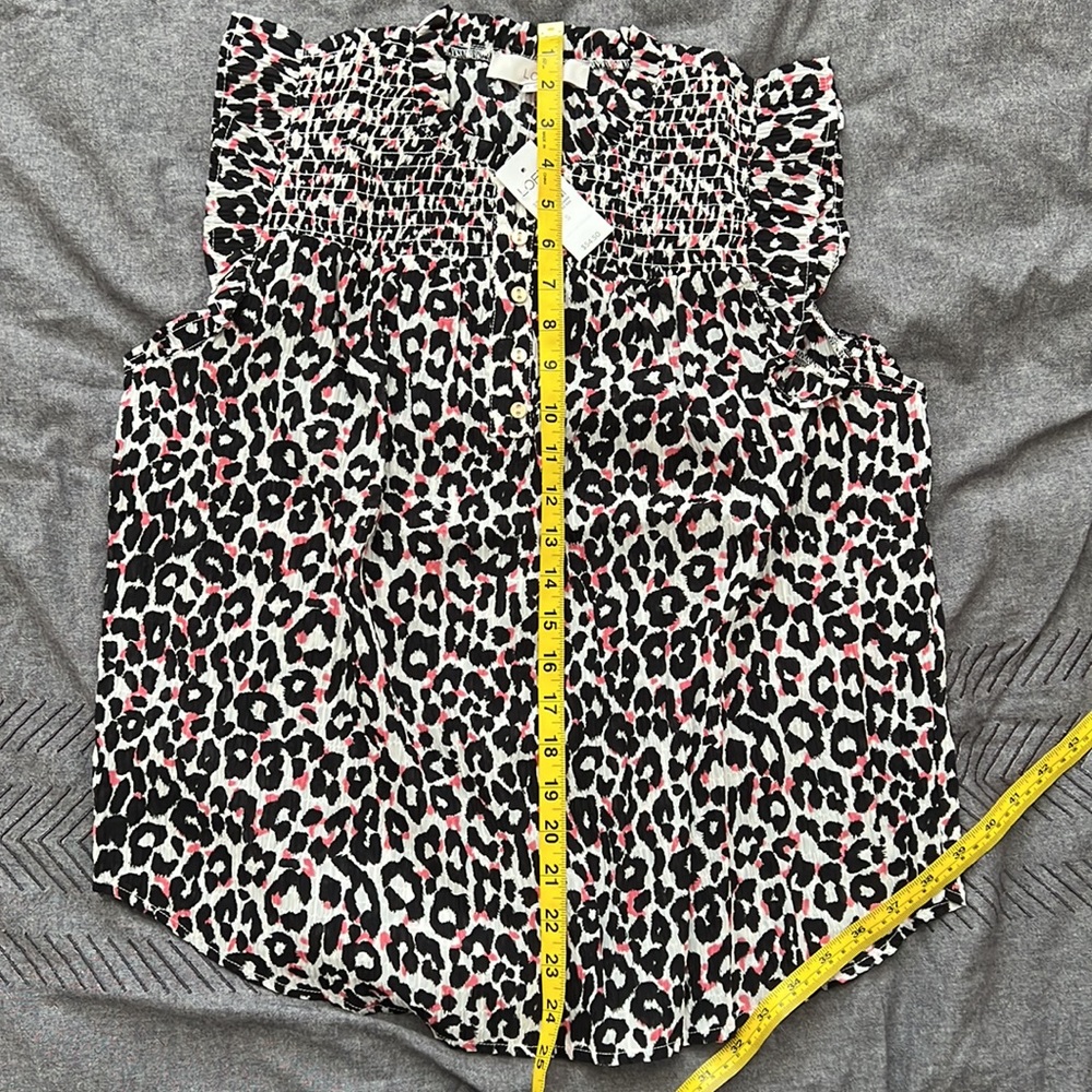 NWT Loft Leopard Print Smocked Shell - Picture 11 of 12